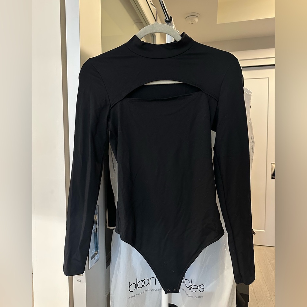 Abercrombie & Fitch Black Long Sleeve Cut-Out Bodysuit – Soft A&F Collection - S